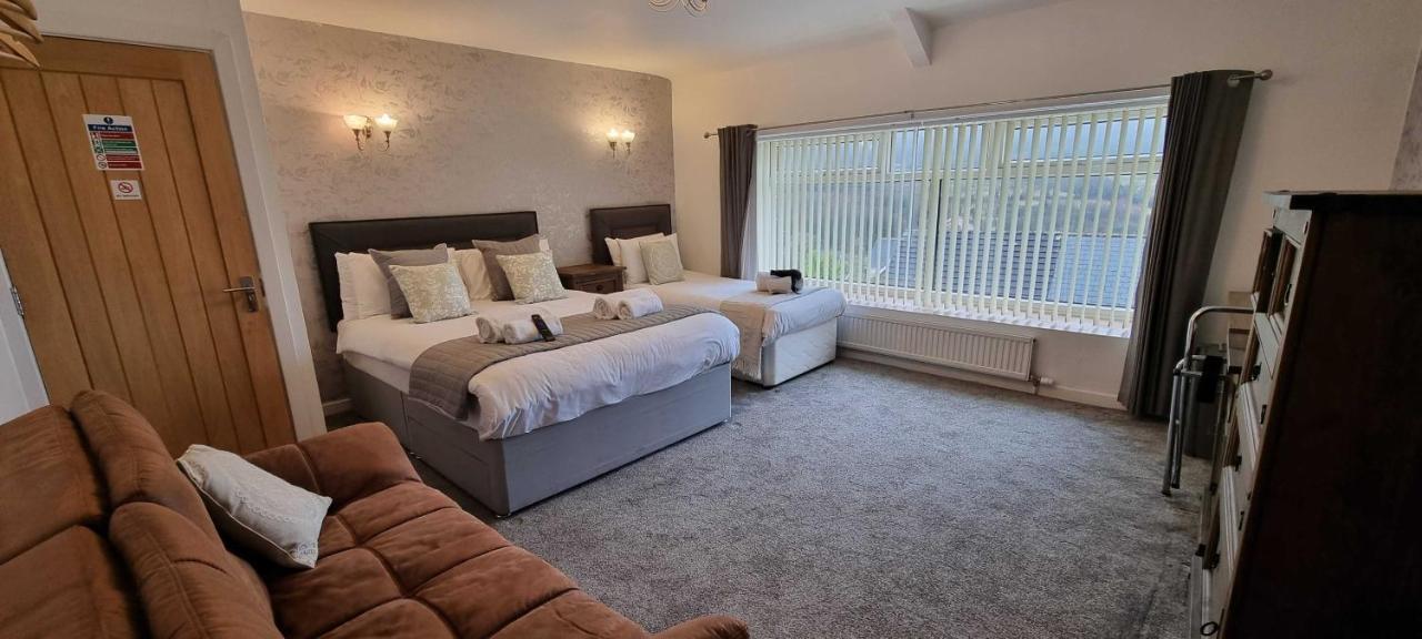 The New Lodge Pontardawe Exteriér fotografie
