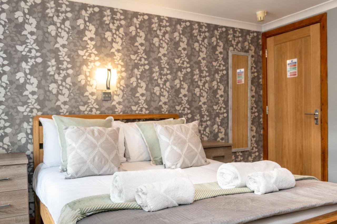 The New Lodge Pontardawe Exteriér fotografie