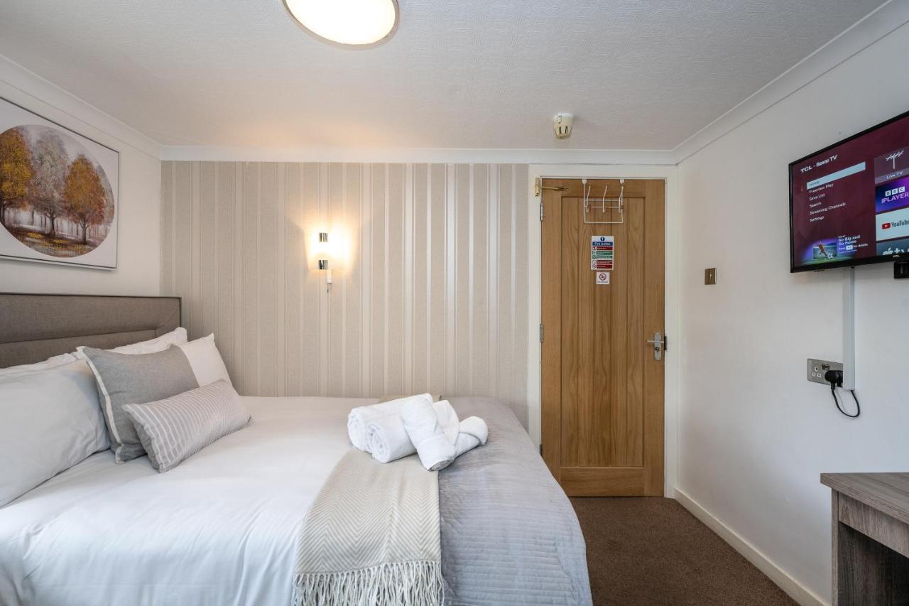 The New Lodge Pontardawe Exteriér fotografie