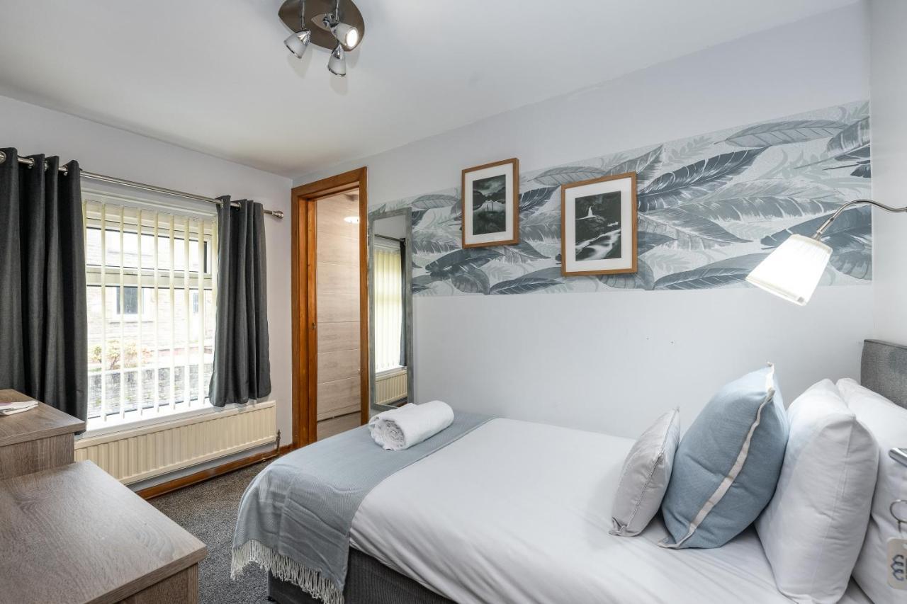 The New Lodge Pontardawe Exteriér fotografie