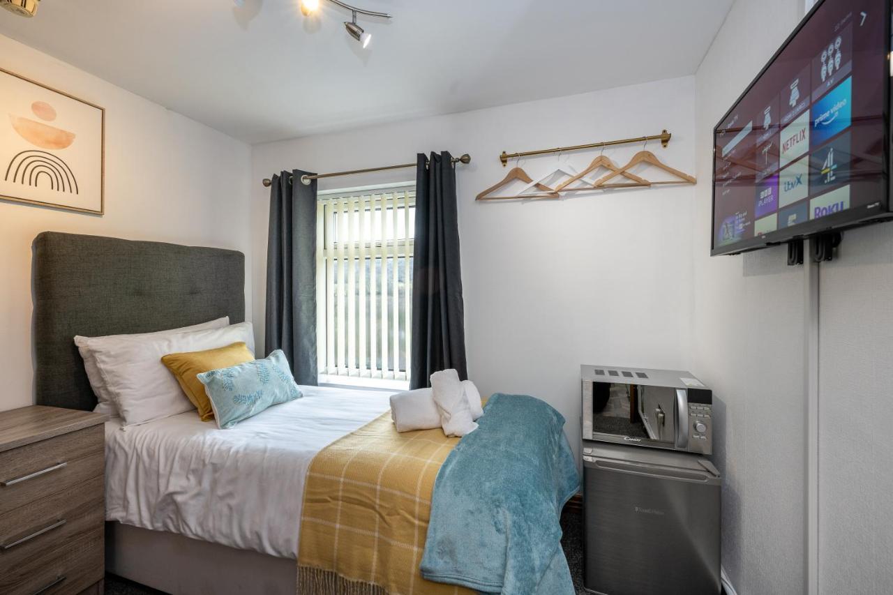 The New Lodge Pontardawe Exteriér fotografie