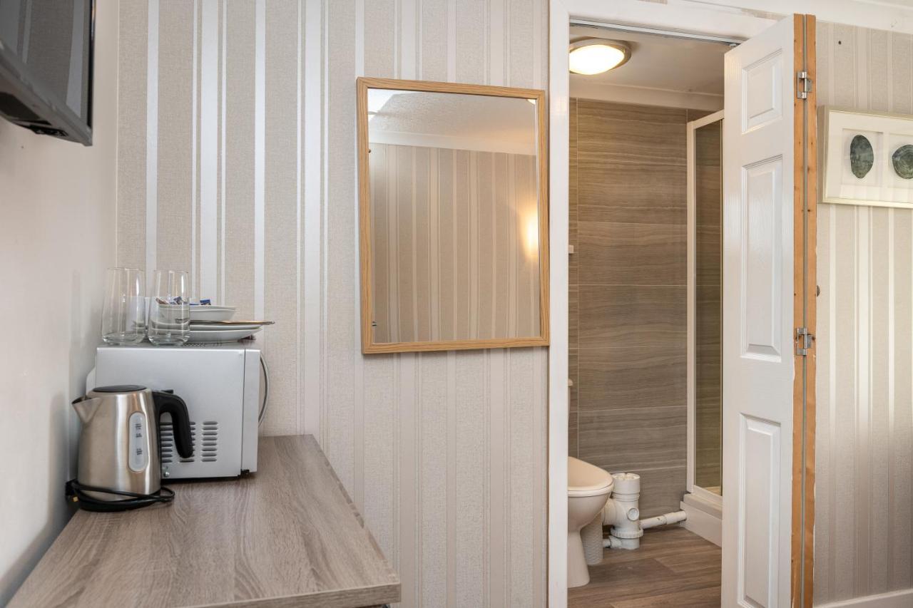 The New Lodge Pontardawe Exteriér fotografie