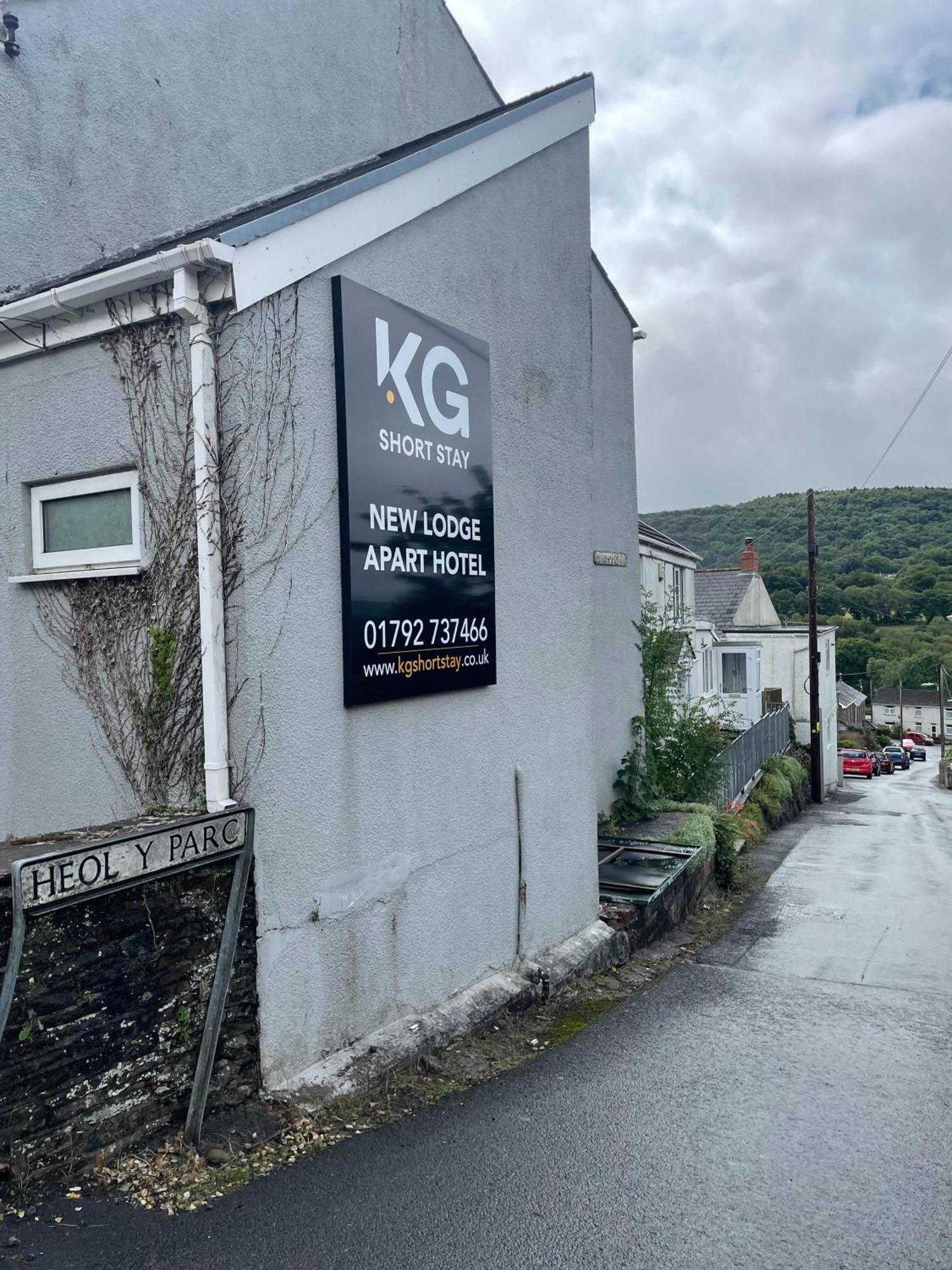 The New Lodge Pontardawe Exteriér fotografie